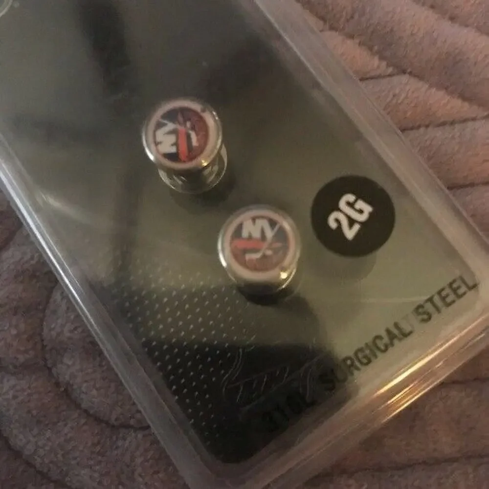 New York Islanders NEW Size 2 Gauge Surgical Steel Plugs NHL Hockey Jewelry